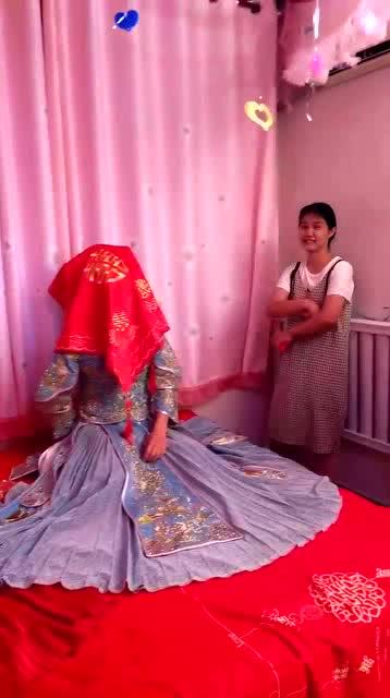 真假新娘,一场跨越身份的浪漫纠葛